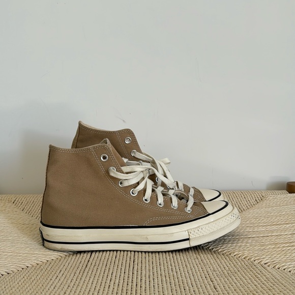 Shoes - Converse Chuck 70